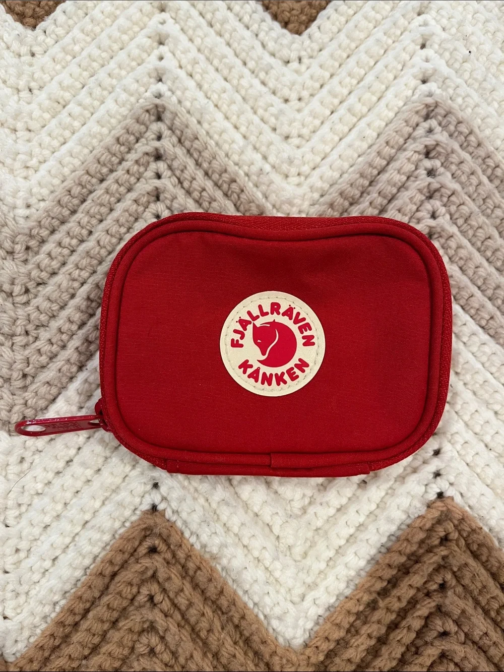 FJALLRAVEN KANKEN Red Signature Card Wallet Zip Case Unisex Outdoor Travel 🦊